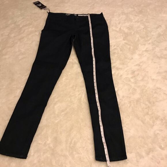 DKNY Jeans Bery Slim Fit Leggings Low Rise NWT Size 4 - Picture 2 of 6